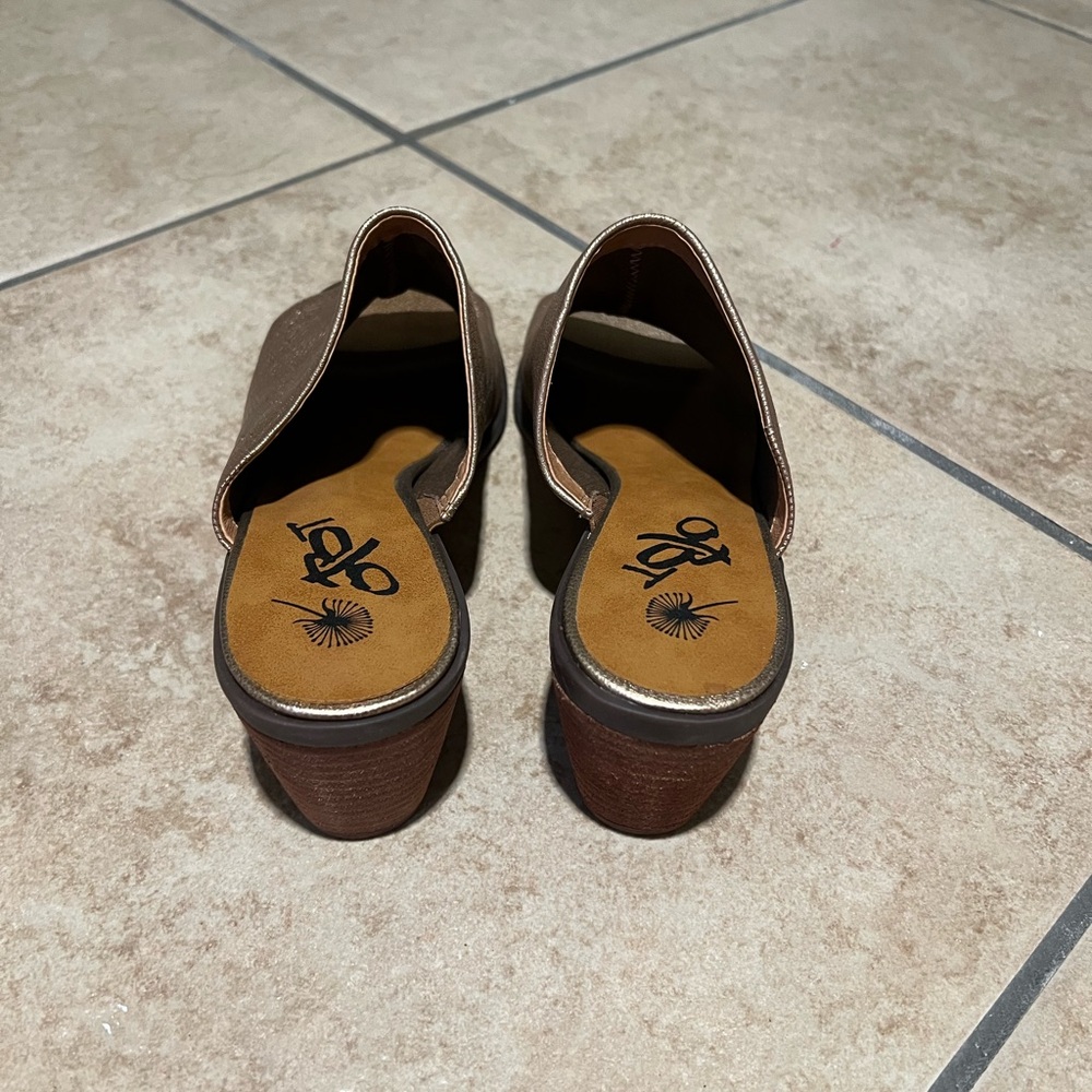OTBT Brown Leather Women's Mules - Picture 4 of 8